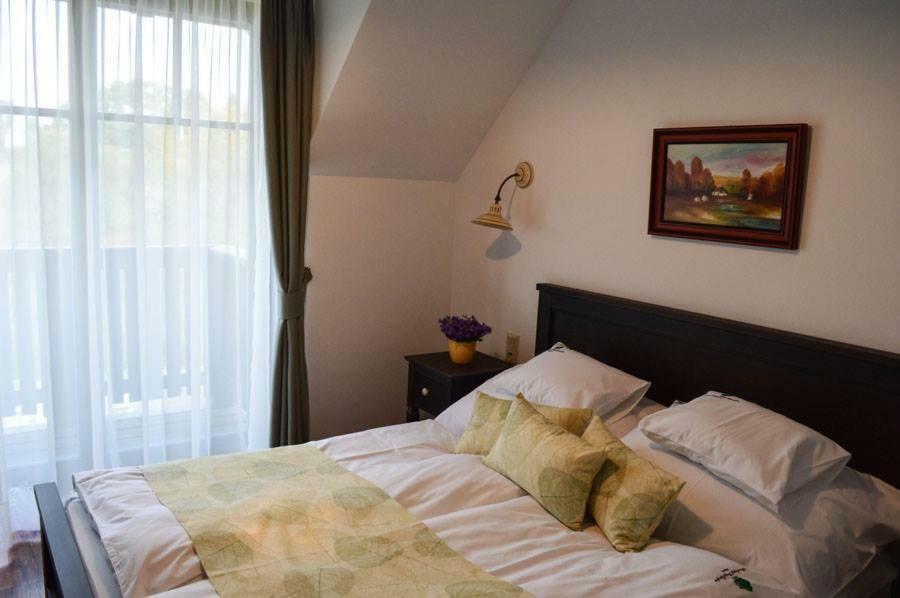 Bed and Breakfast Somhegyi Oereg Harsfak Major Vendeghaz Bakonybél Exterior foto
